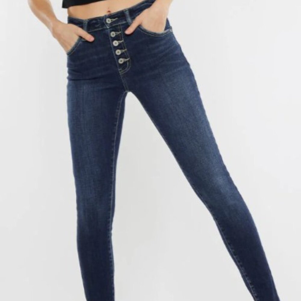 Women's Kancan button style jeans Size13/30 Skinny Moriah High Rise Super Skinny